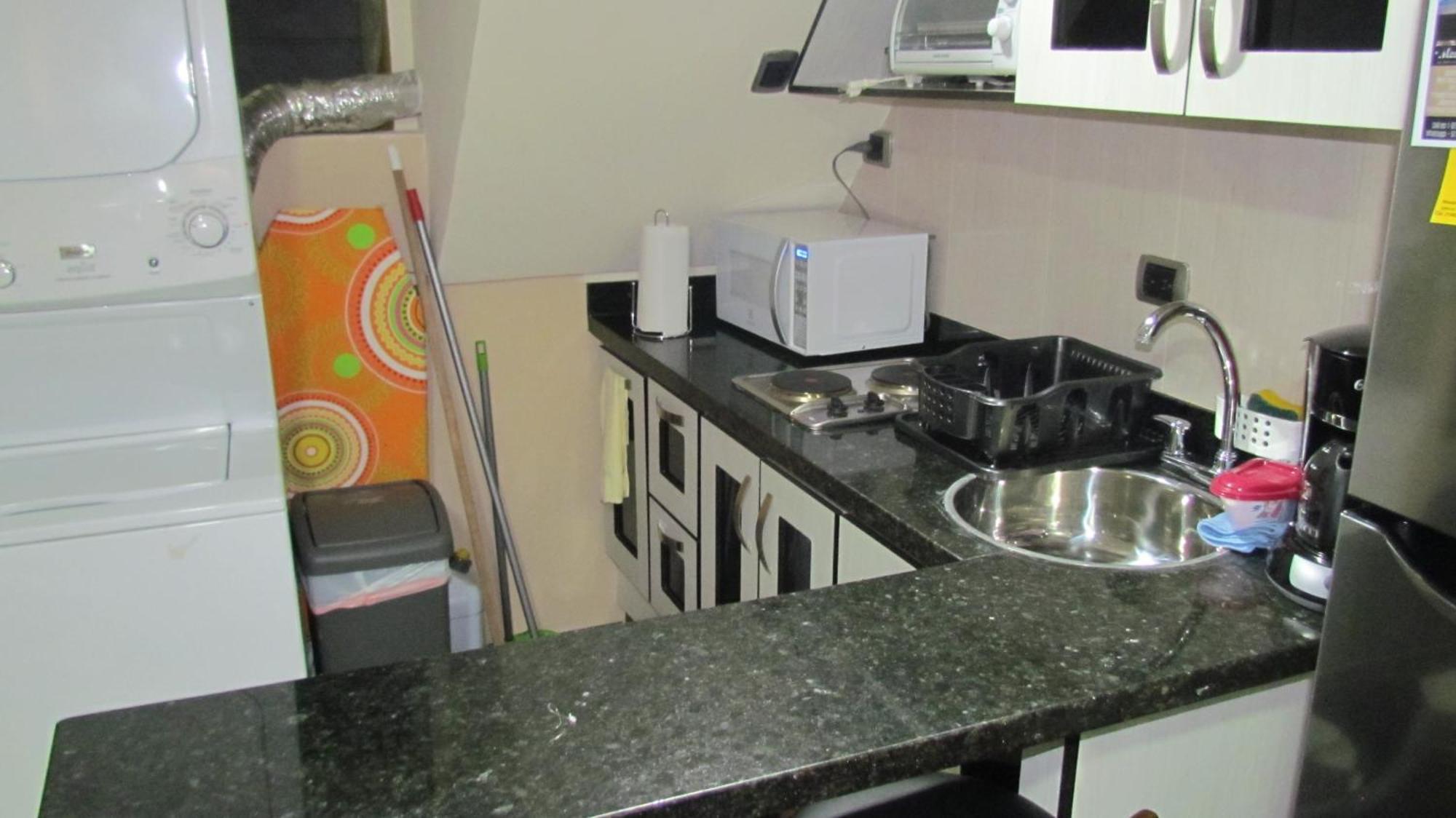 Apartamentos En El Poblado 메딜린 외부 사진