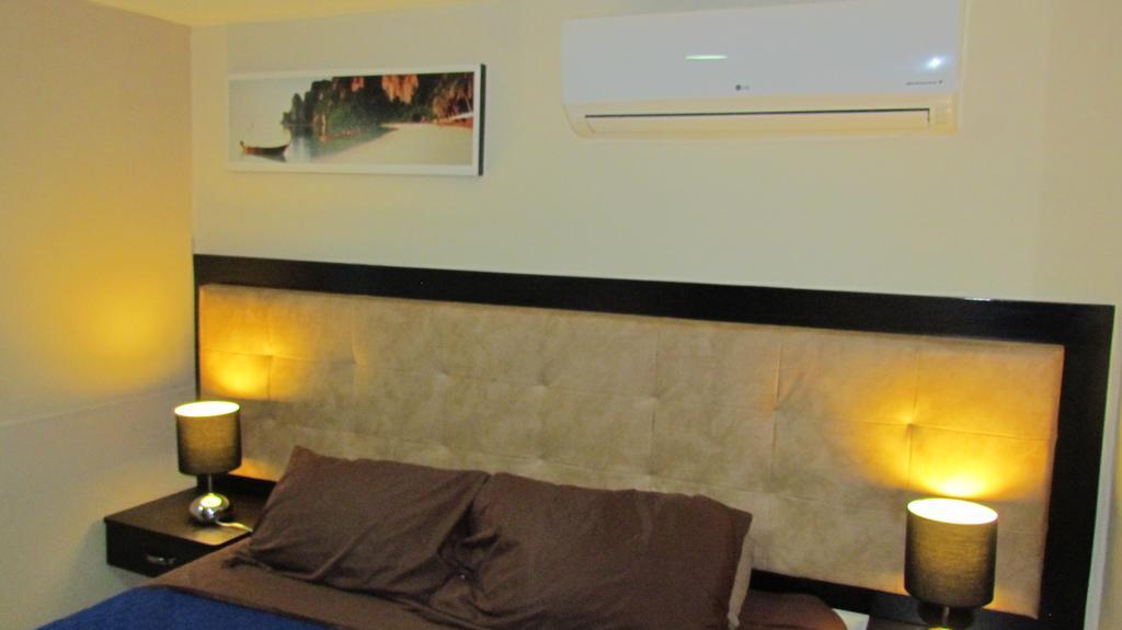 Apartamentos En El Poblado 메딜린 외부 사진