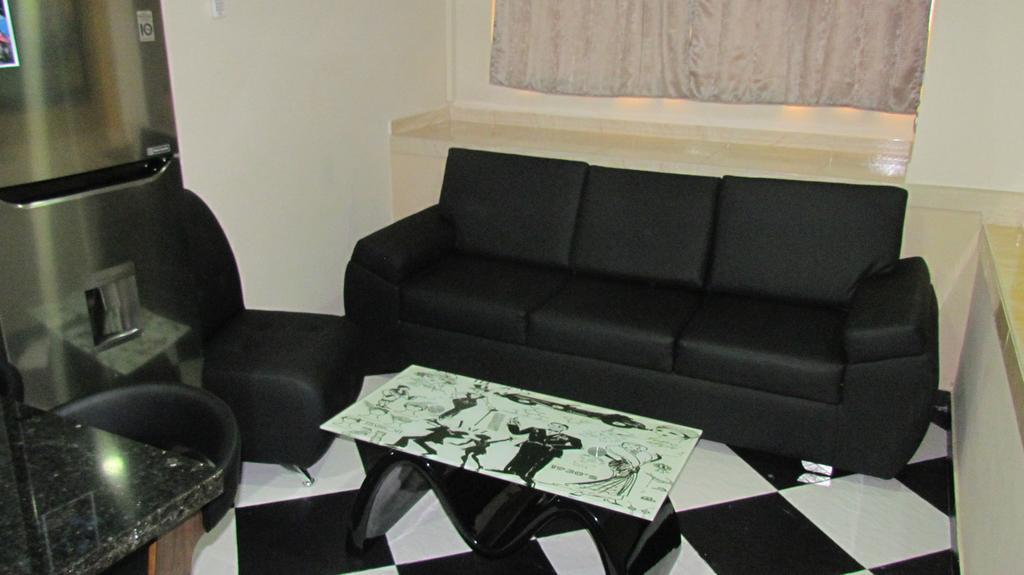 Apartamentos En El Poblado 메딜린 외부 사진