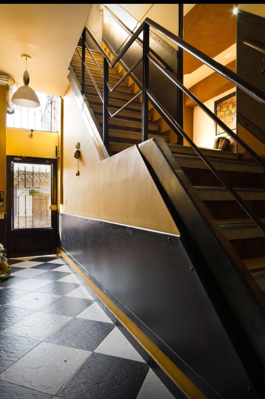 Apartamentos En El Poblado 메딜린 외부 사진