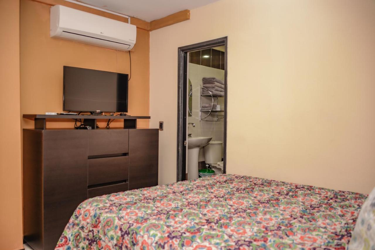 Apartamentos En El Poblado 메딜린 외부 사진